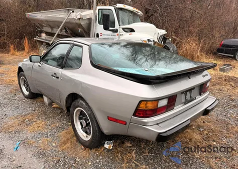 1983 Porsche 944 z USA, uszkodzony, nr VIN WP0AA0948DN453105